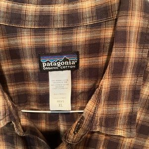 Mens xl long sleeve patagonia shirt